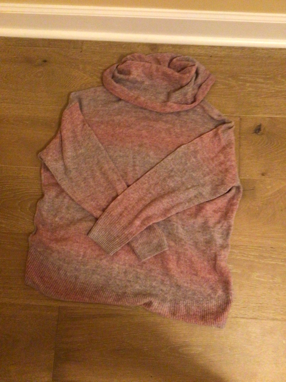 American Eagle Soft Pink Turtleneck Women's Sweater